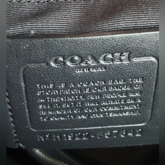 COACH Shoulder Bag,Coach Black Signature Shoulder Bag - Picture 8 of 16